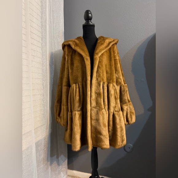 SOLD - Picture 2 of 8